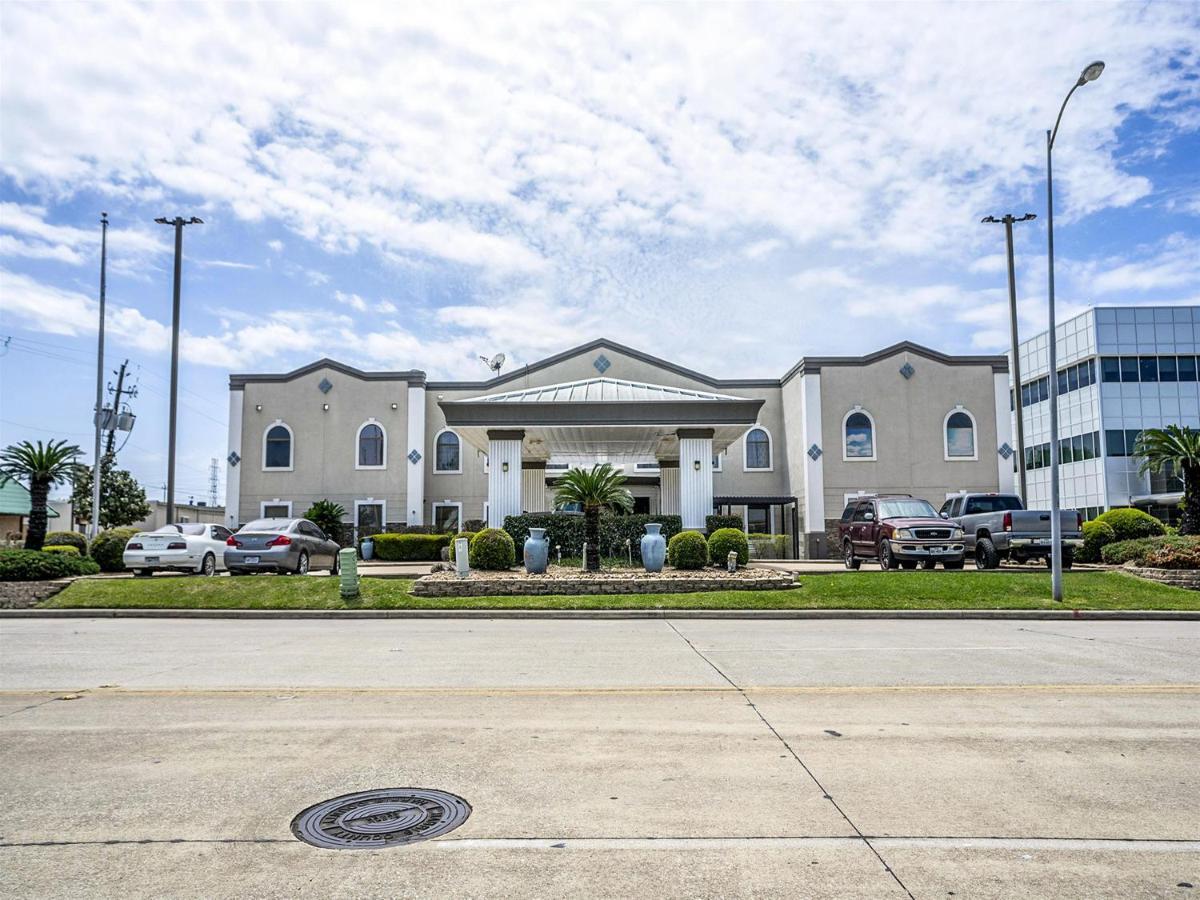 Days Inn & Suites By Wyndham Webster Nasa-Clearlake-Houston Dış mekan fotoğraf